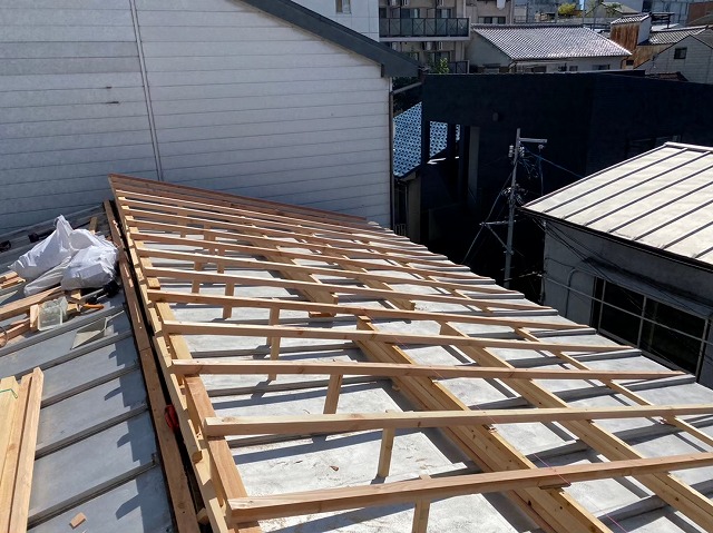 葺き替え工事かさ上げ